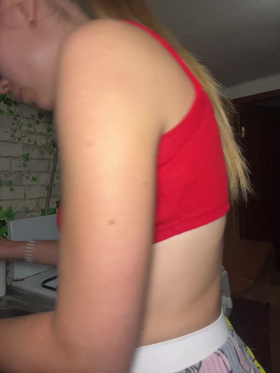 Milana22a Live Sex December 13, 2025