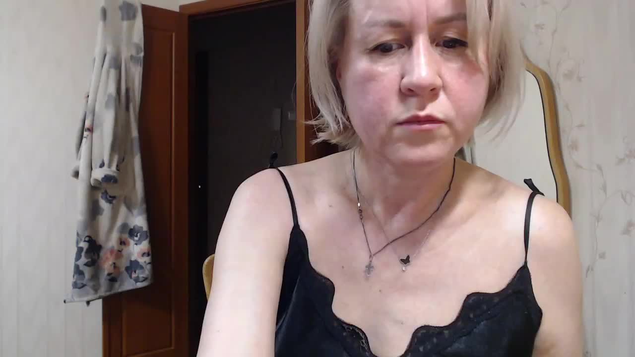 MilenaGerl Live Sex December 17, 2025