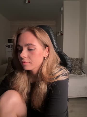 SkyBriii Live Sex December 13, 2025