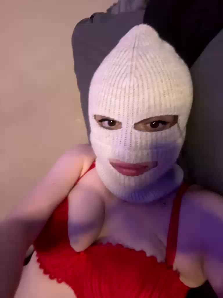 Bitttccchhh Live Sex December 14, 2025