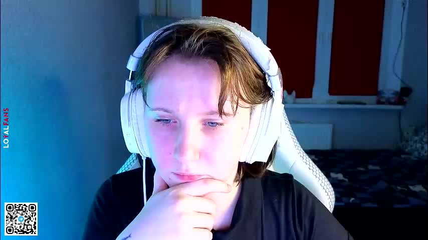 moon_avengers Live Sex December 13, 2025