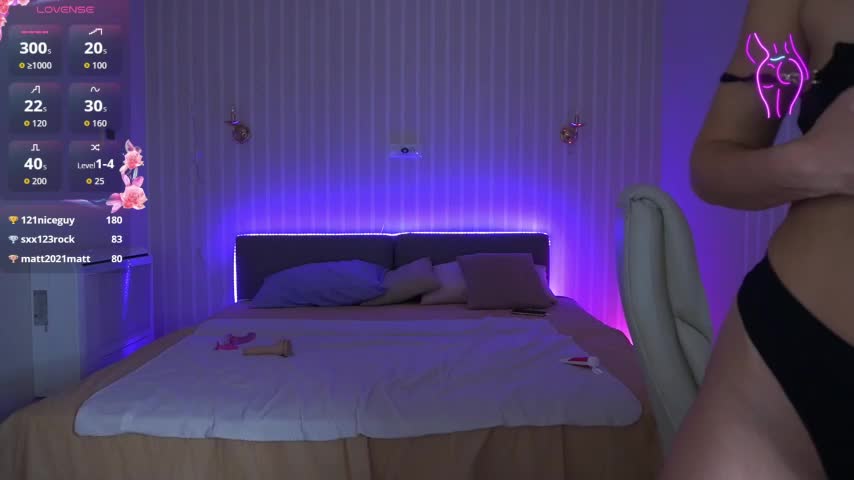 EllaGolden Live Sex December 17, 2025