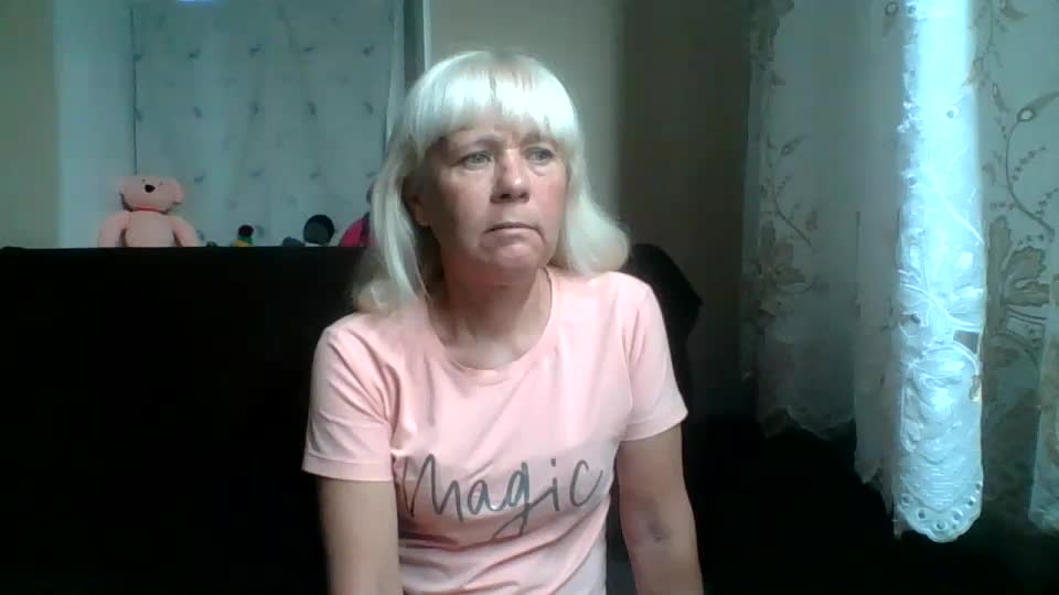 sakura_blonde Live Sex December 17, 2025