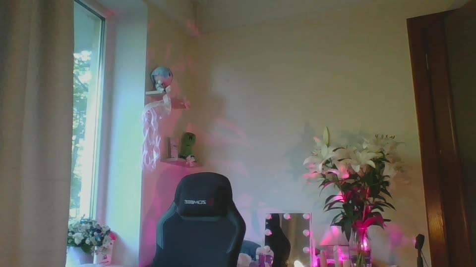 Lirras Live Sex December 13, 2025