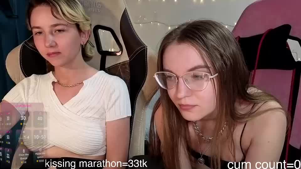 velvetvalkyries Live Sex December 17, 2025