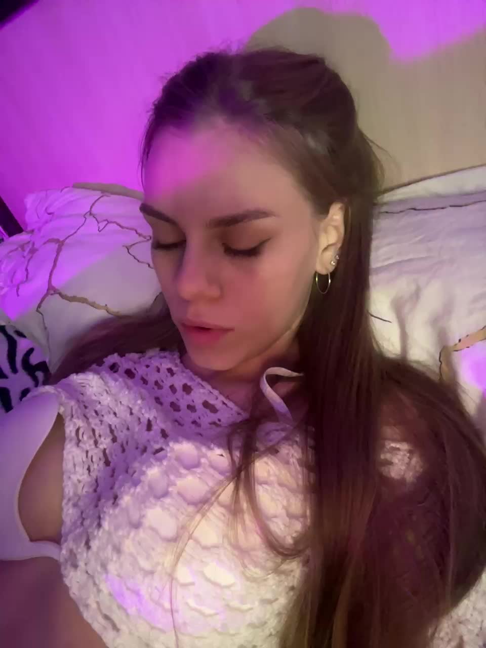 theadebuenoo Live Sex December 13, 2025