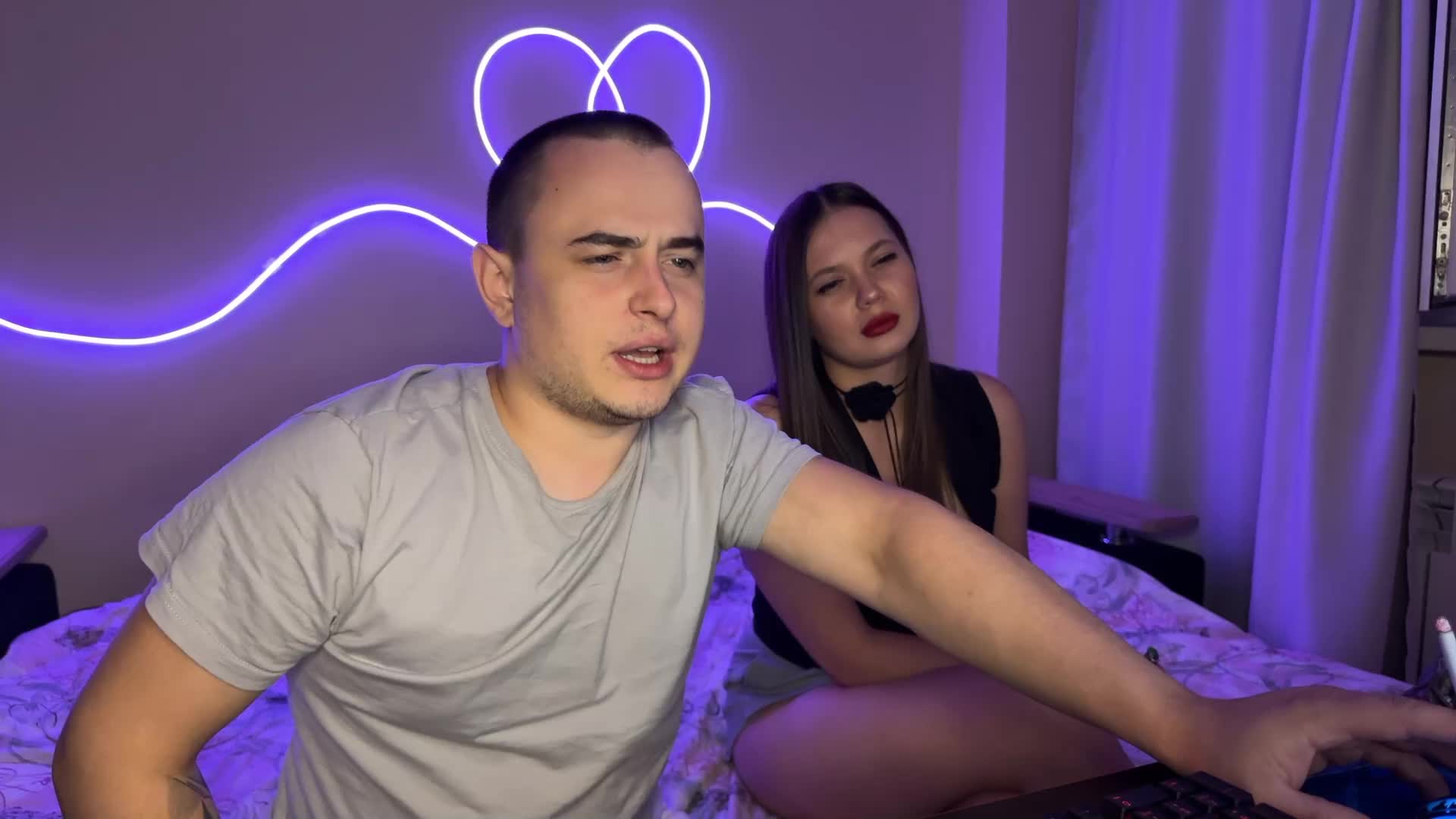 Spacesexxx Live Sex December 17, 2025