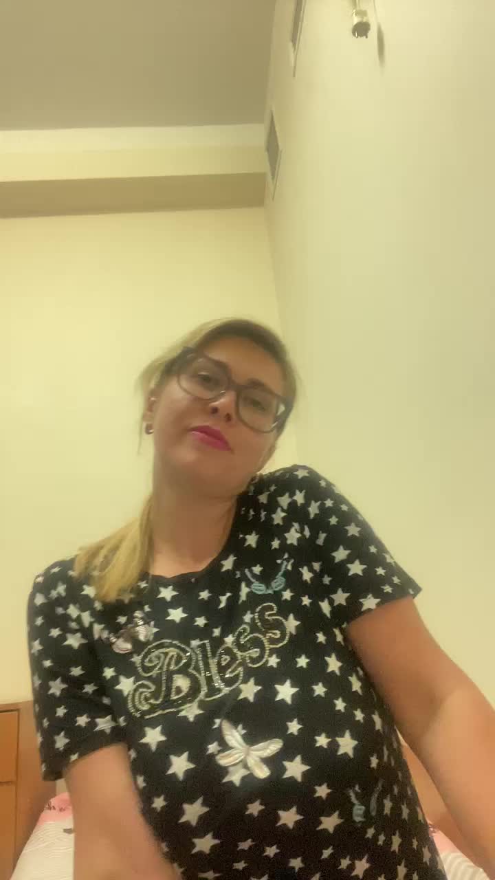 Elegant00Girl Live Sex December 17, 2025