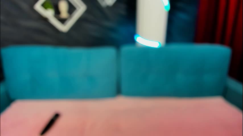 lindabryantt Live Sex December 14, 2025