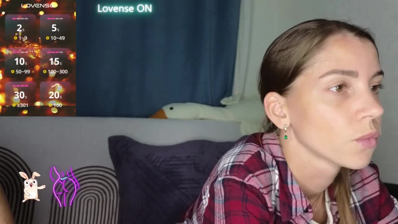 Couple_Twix Live Sex December 14, 2025