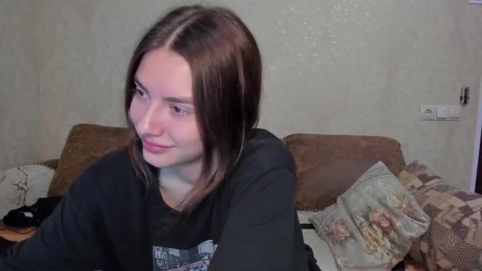 lizzi_muur Live Sex December 13, 2025