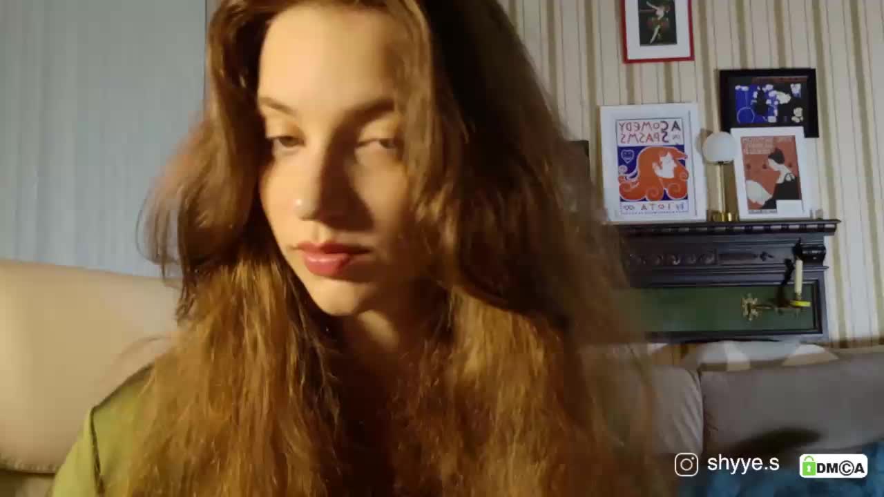 SarahShy Live Sex December 17, 2025