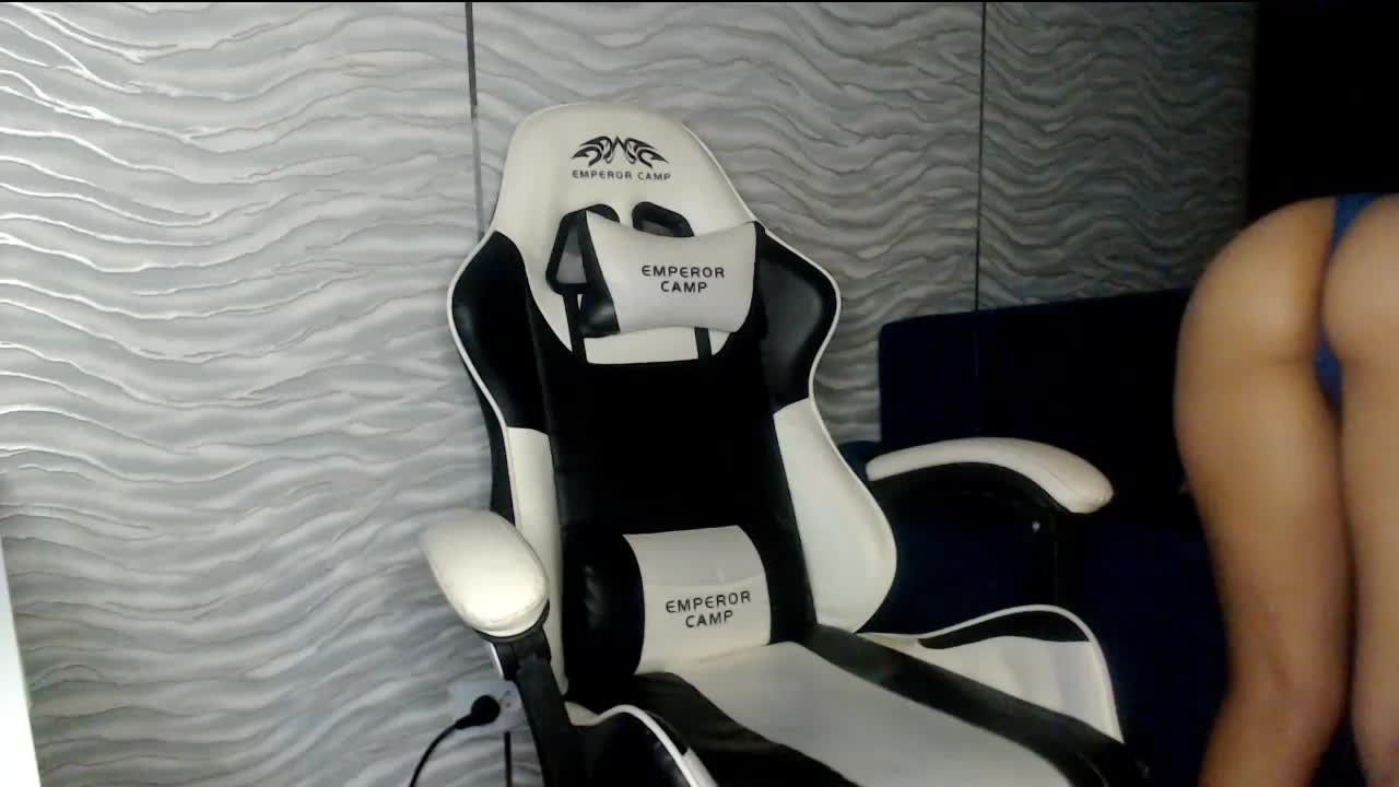 sexychery26a Live Sex December 17, 2025