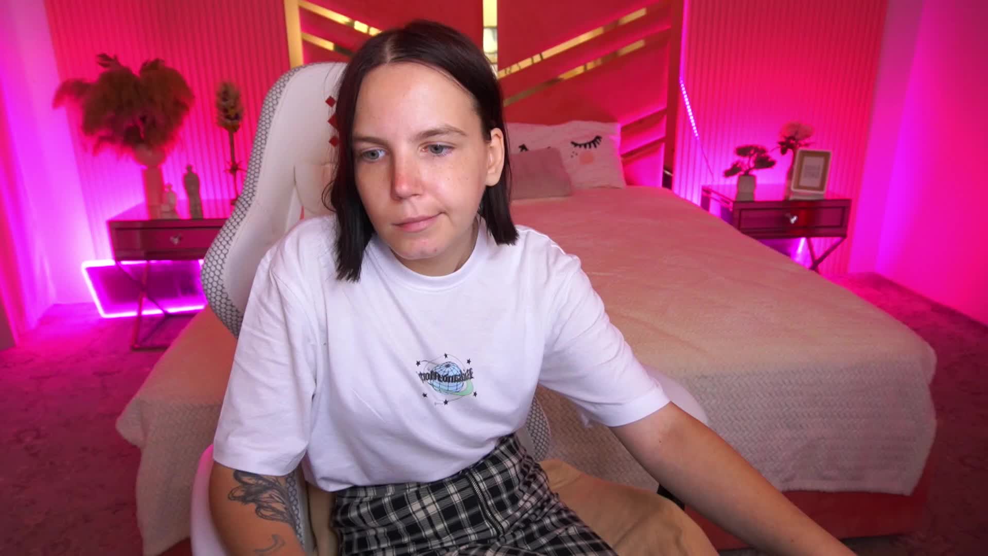 SpicyyDoll Live Sex December 13, 2025