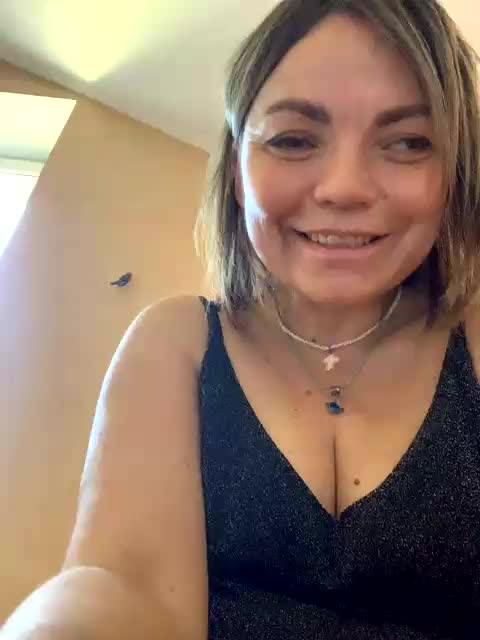Ella-Pearlie Live Sex December 15, 2025