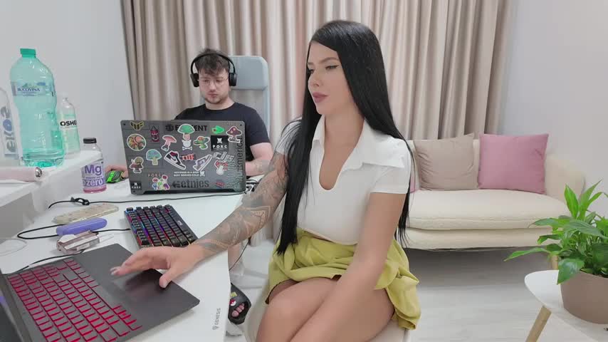 ValeriaGrey Live Sex December 12, 2025