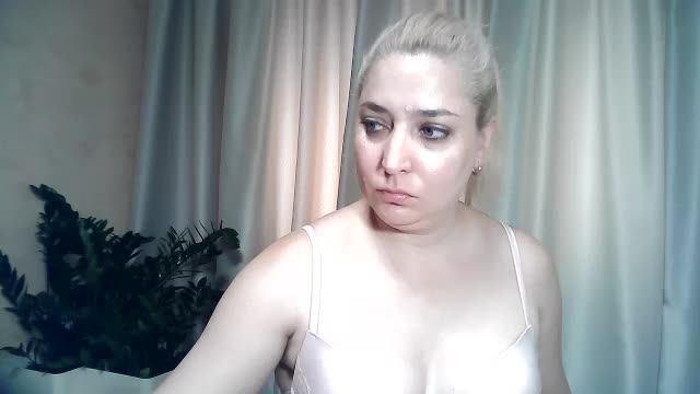 KickaIricka Live Sex December 13, 2025