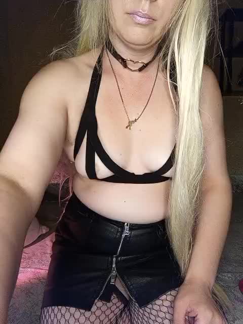 -VeroNika- Live Sex December 12, 2025