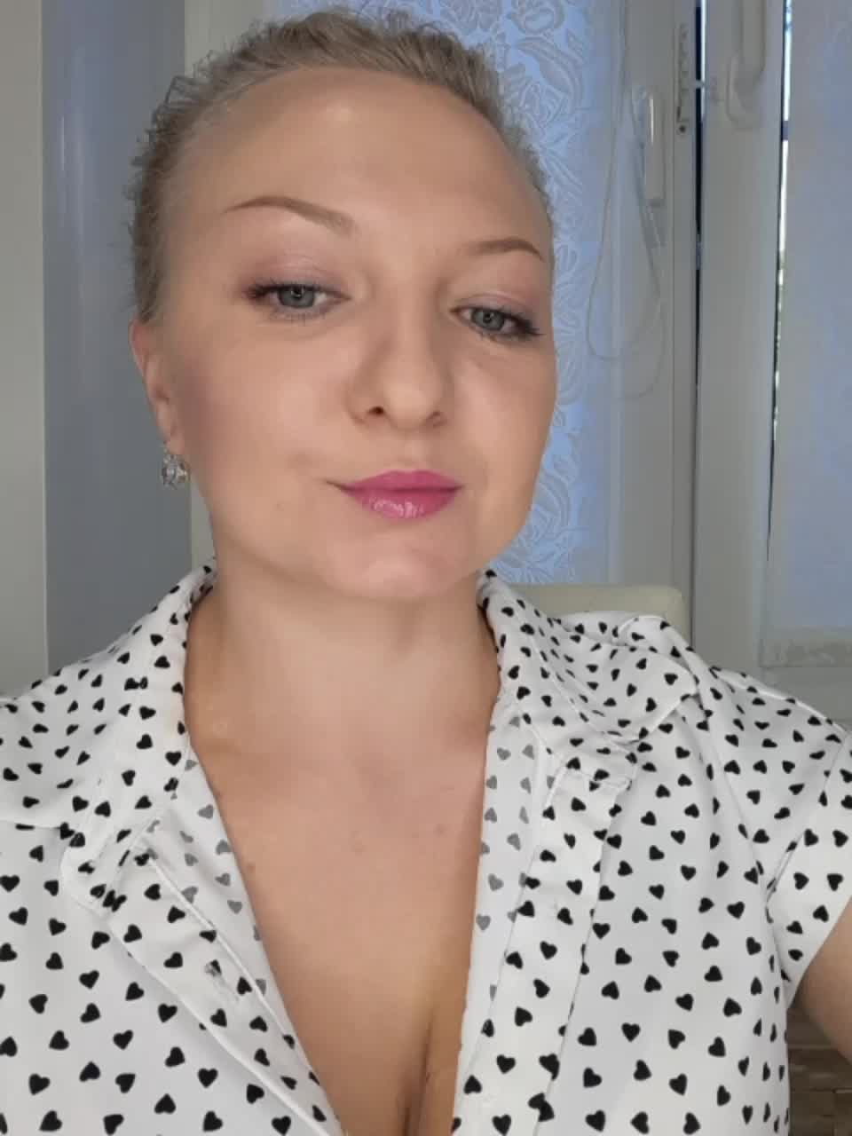 Anesteishen Live Sex December 18, 2025