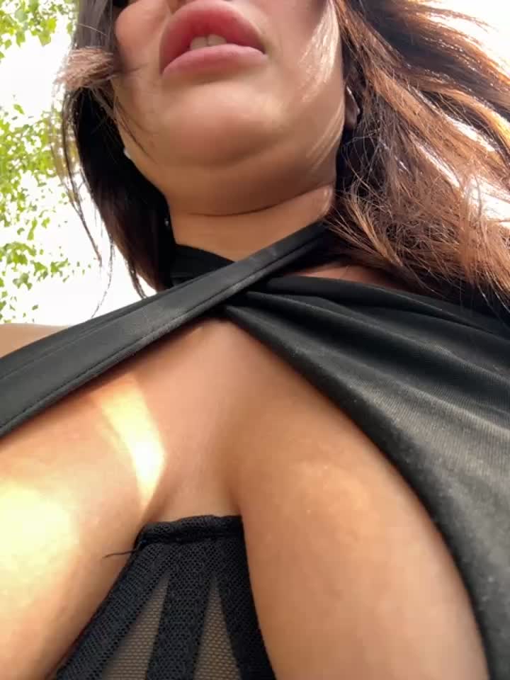 AleksandraRich Live Sex December 15, 2025