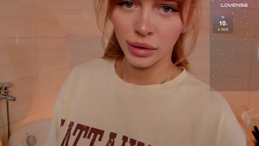 Phoenix_Margo Live Sex December 18, 2025
