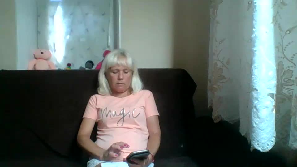 sakura_blonde Live Sex December 17, 2025