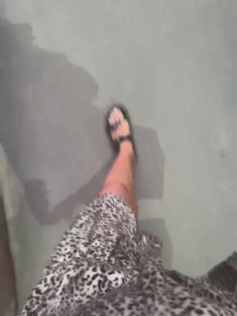 Karolina_Milf Live Sex December 13, 2025