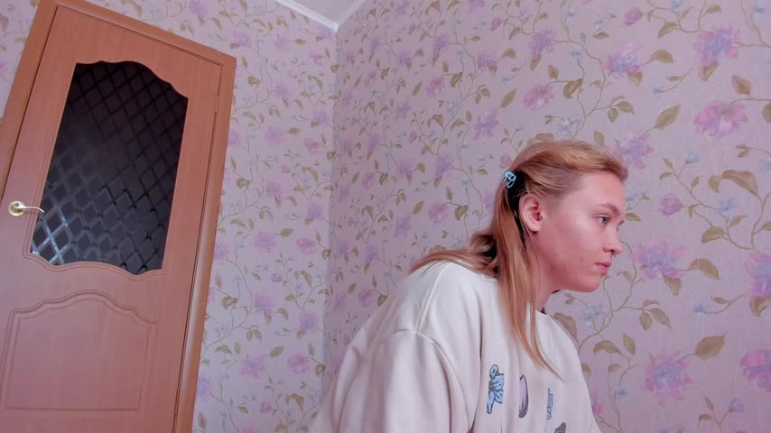 EvelinaDarling Live Sex December 12, 2025