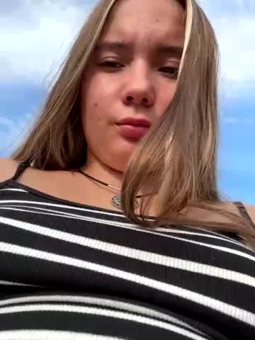 StephanieMur Live Sex December 19, 2025