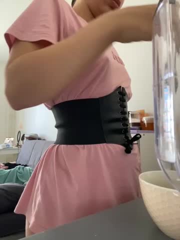 girlsz_ Live Sex December 17, 2025