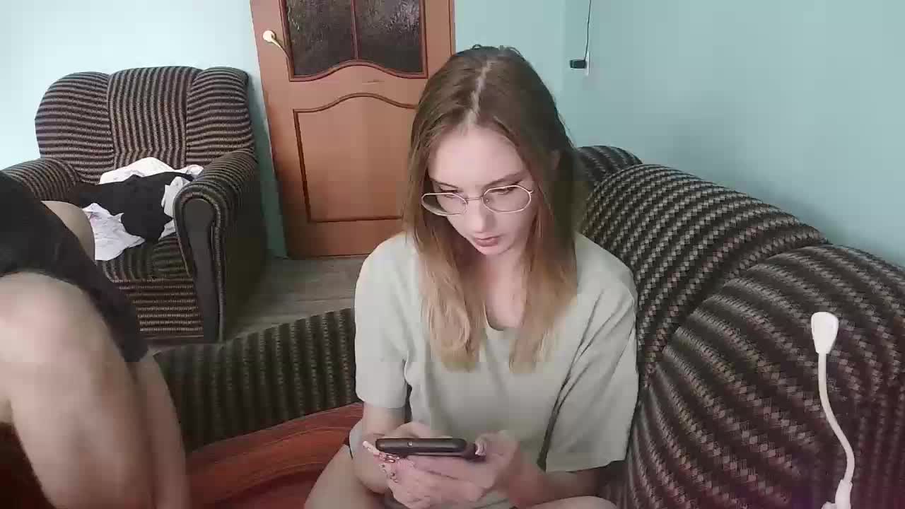 emolina Live Sex December 13, 2025