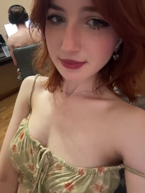 PornoHuk Live Sex December 13, 2025