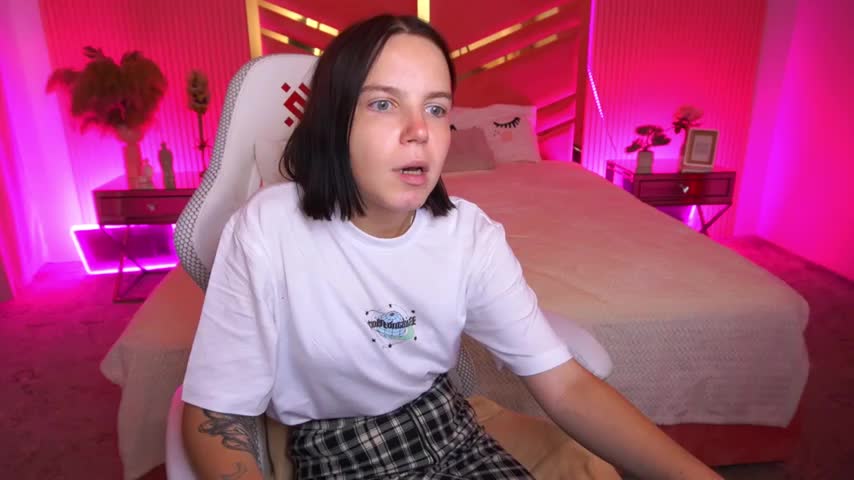 SpicyyDolly Live Sex December 13, 2025