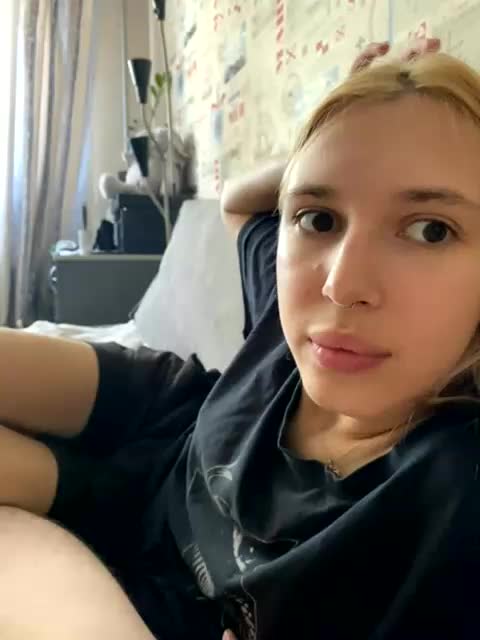 lina_wap Live Sex December 19, 2025