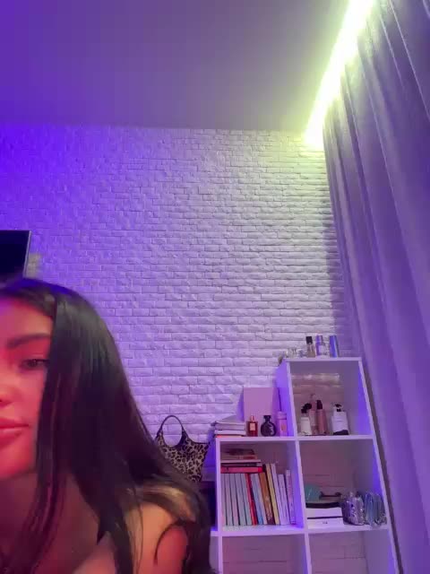 na_prisedala Live Sex December 12, 2025