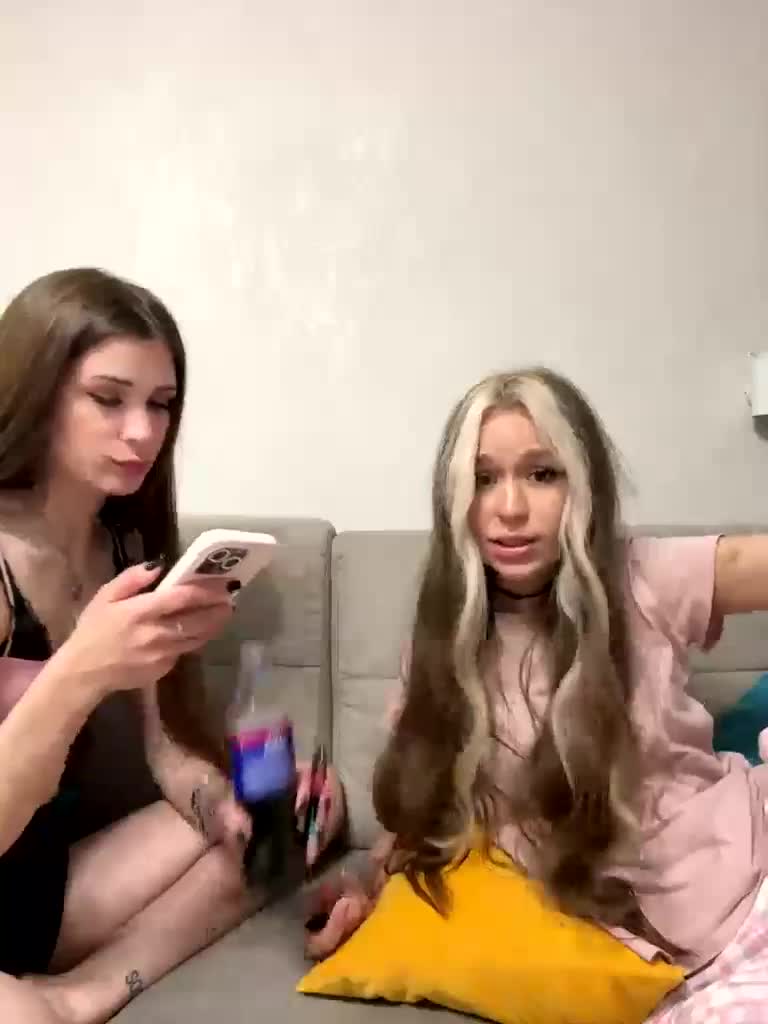 askorbinkiii Live Sex December 14, 2025