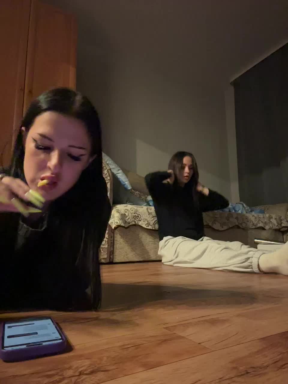 NikaXXXlika Live Sex December 13, 2025
