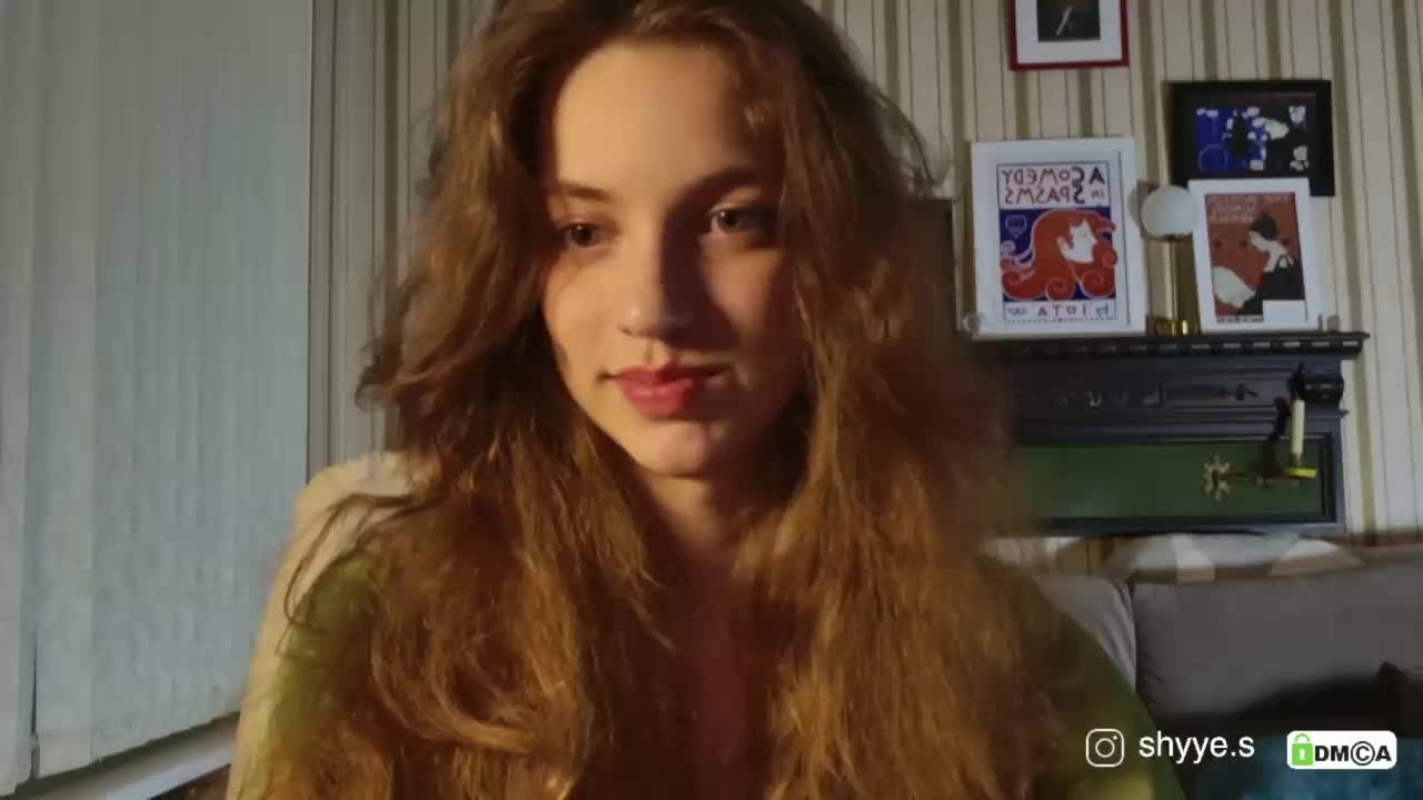 SarahShy Live Sex December 17, 2025