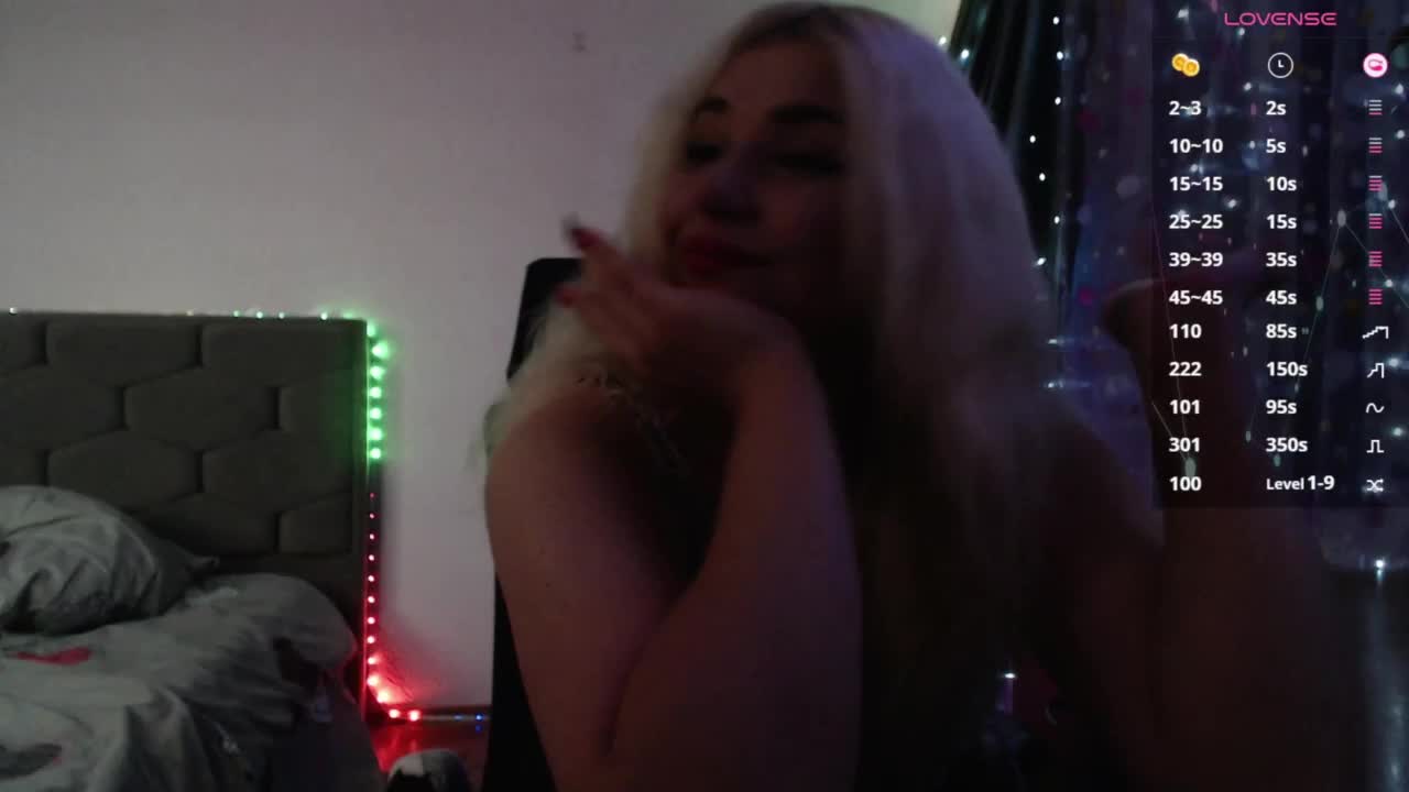 Liliya010 Live Sex December 15, 2025