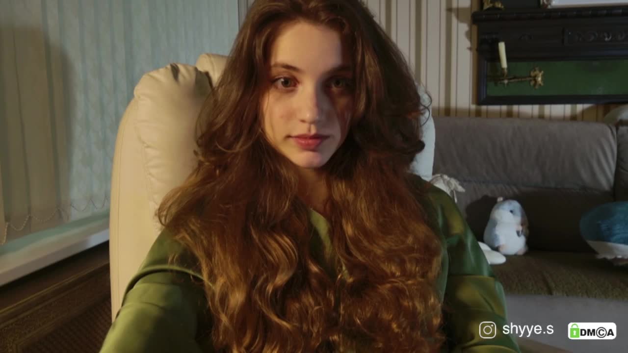 SarahShy Live Sex December 17, 2025