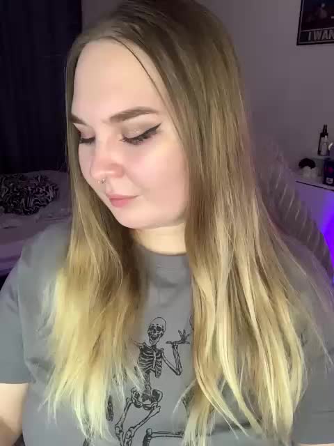 Greeenfriends6969 Live Sex December 13, 2025