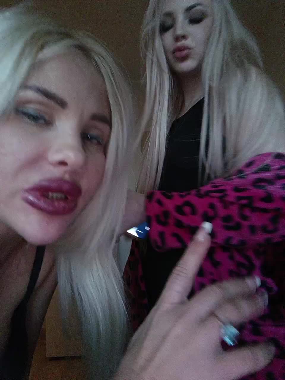 pink0811 Live Sex December 13, 2025