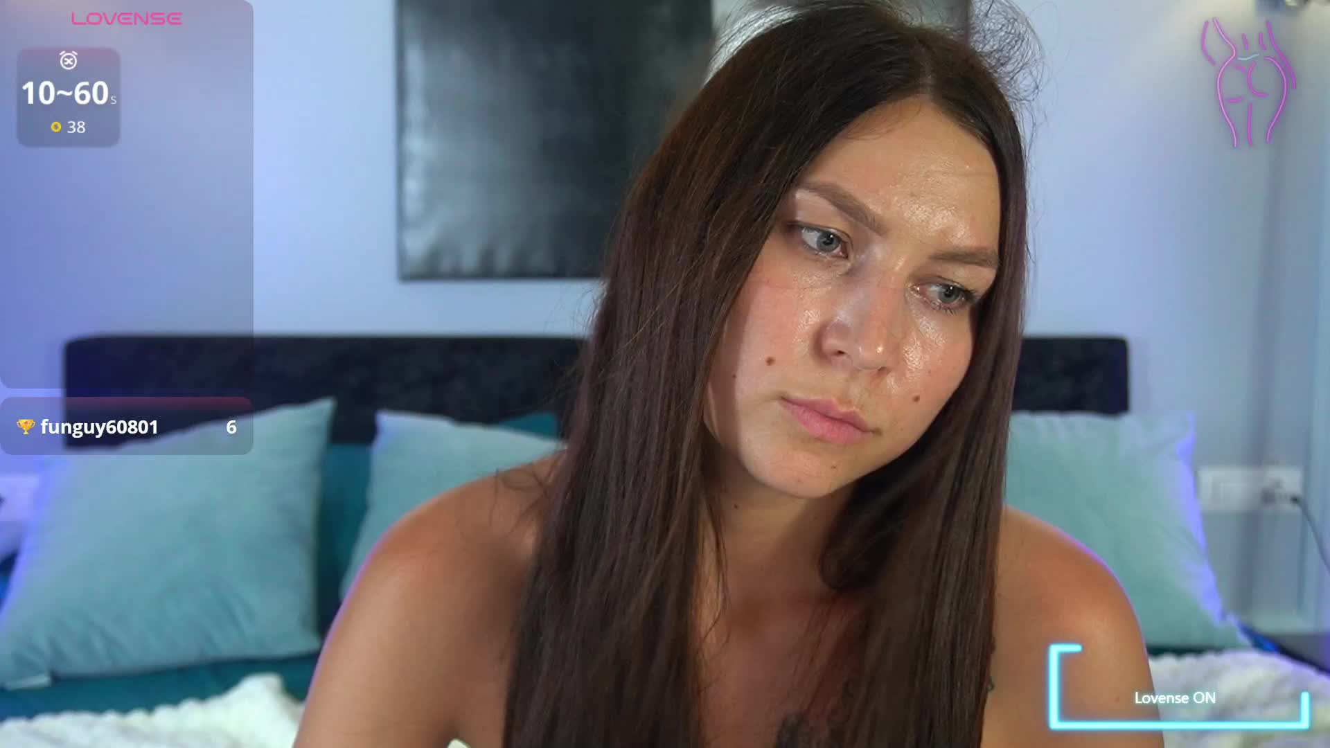 EliseVelour Live Sex December 17, 2025