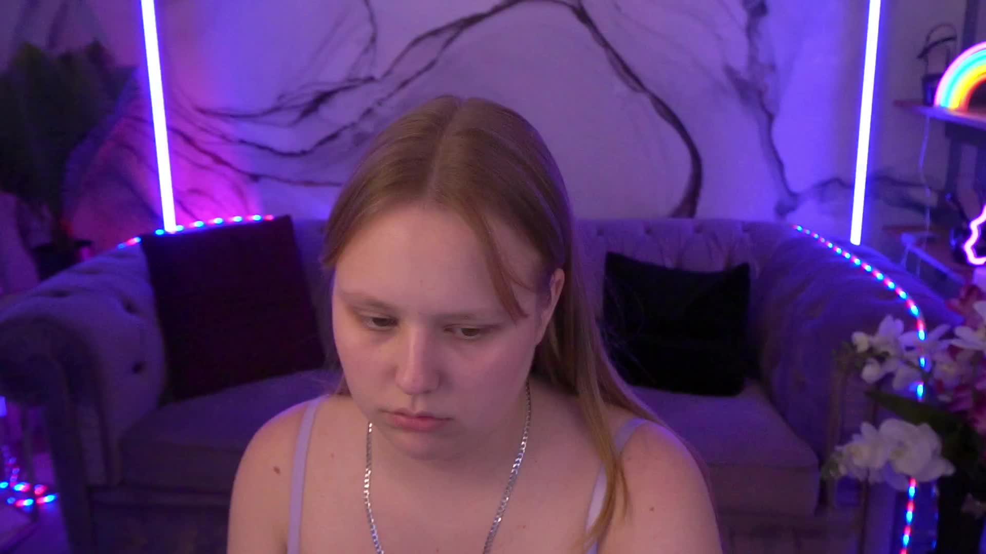 CrystallPaws Live Sex December 14, 2025