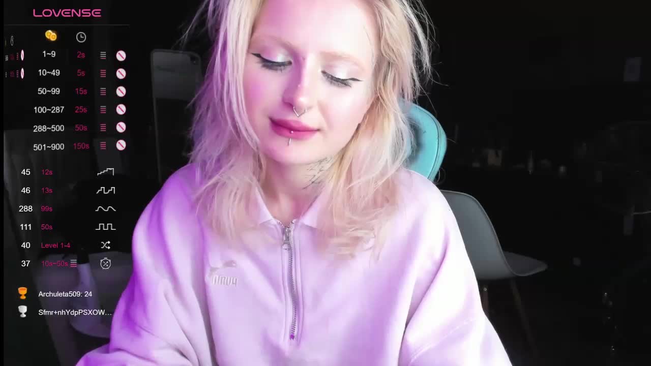 goth-bimbo Live Sex December 13, 2025