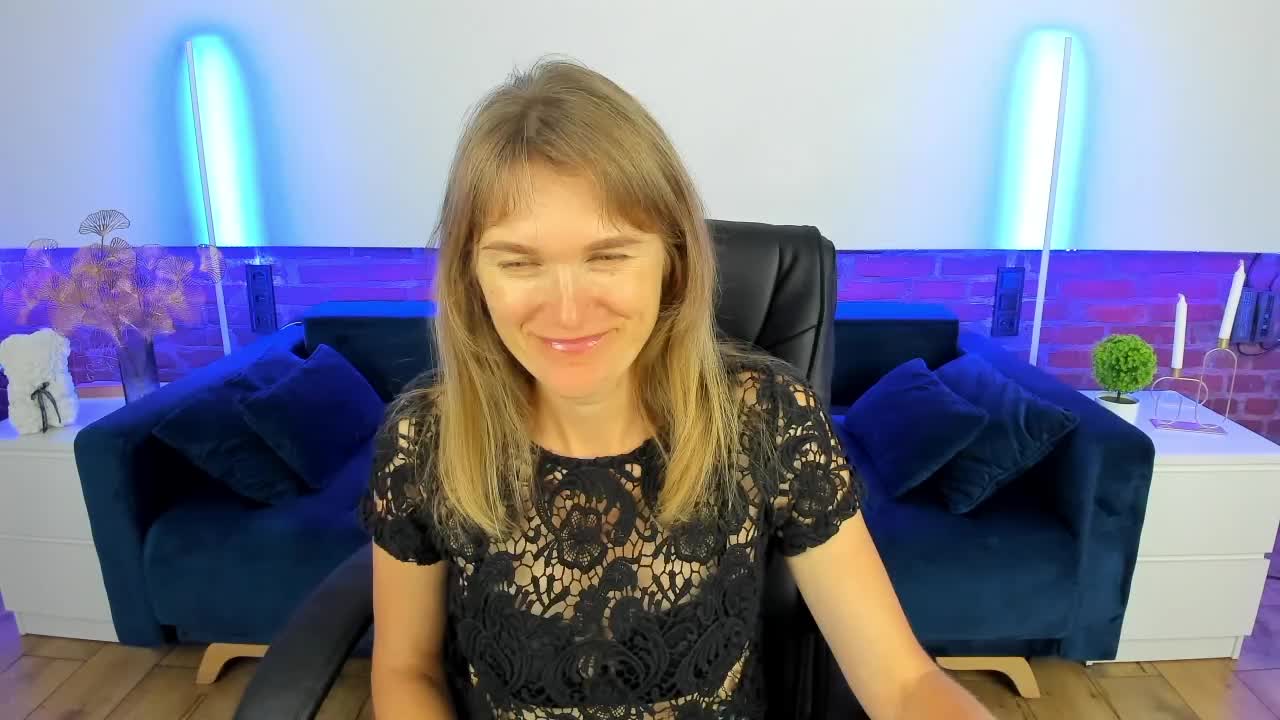 Annabel-xxx Live Sex December 14, 2025