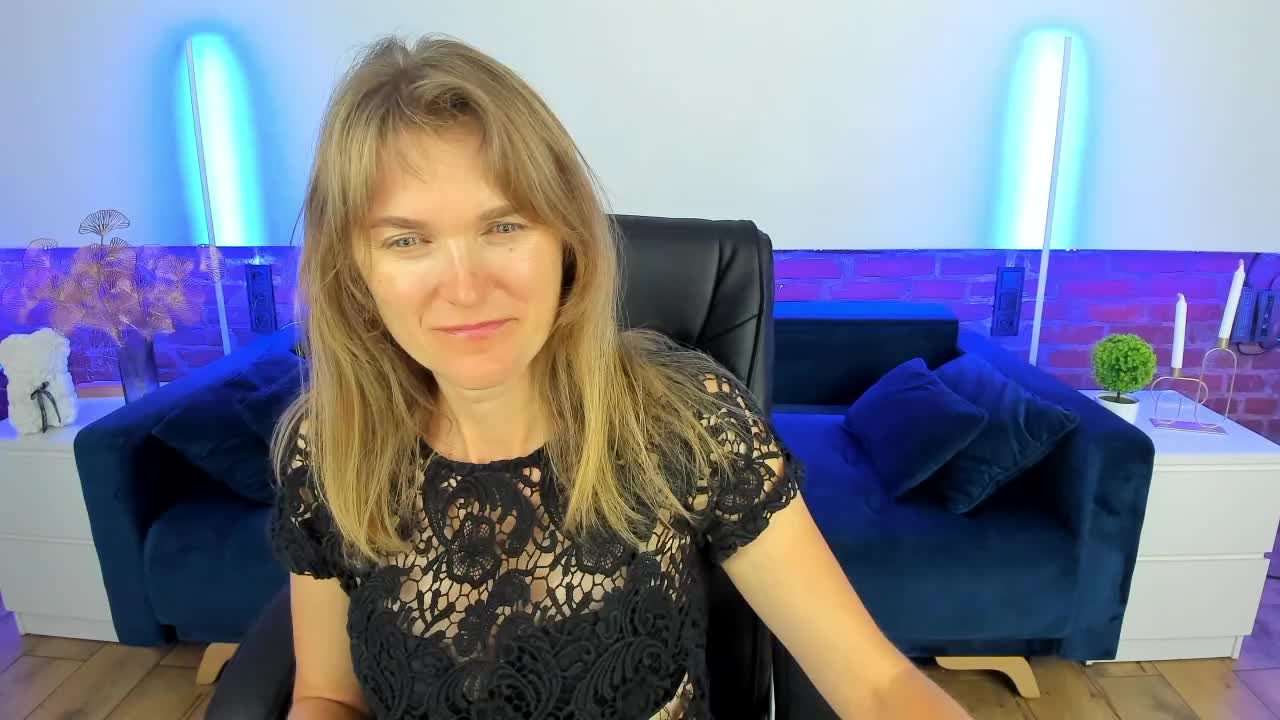 Annabel-xxx Live Sex December 14, 2025