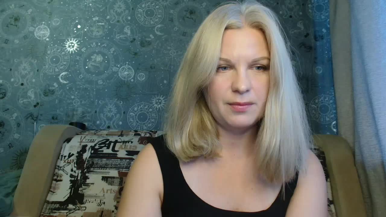 BlondeFox Live Sex December 13, 2025