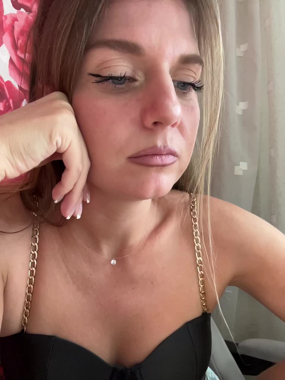 KotiMrrr Live Sex December 15, 2025