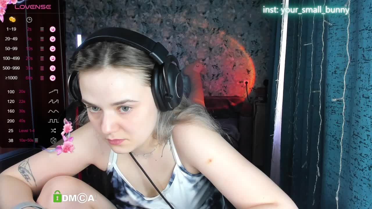 your-small-bunny Live Sex December 15, 2025